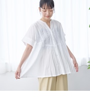 【MARKET（マーケット）】スキッパーピンタックブラウス（インフルエンサー紹介アイテム）
