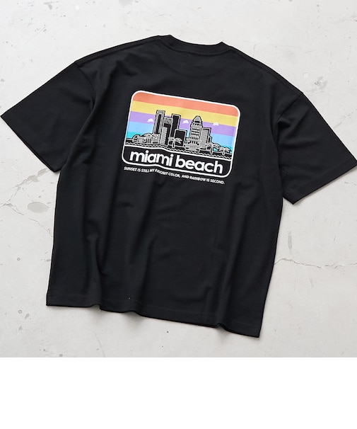 グラフィックプリントTシャツ