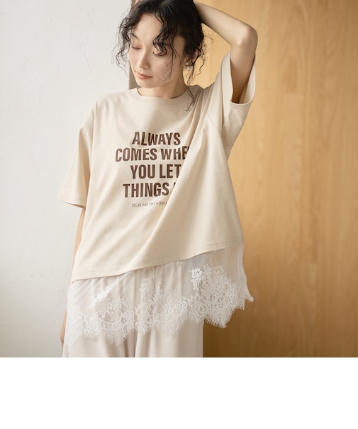 【汗染み軽減 / 接触冷感】裾レースドッキング アソートロゴプリントTシャツ
