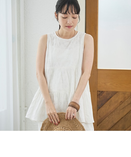 【Lipa（リパ）別注】ノースリーブ総刺繍ティアードブラウス