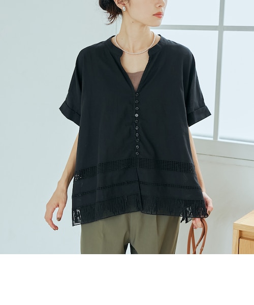 裾刺繍レース スキッパーシアーバンドカラーブラウス｜コーエンの通販