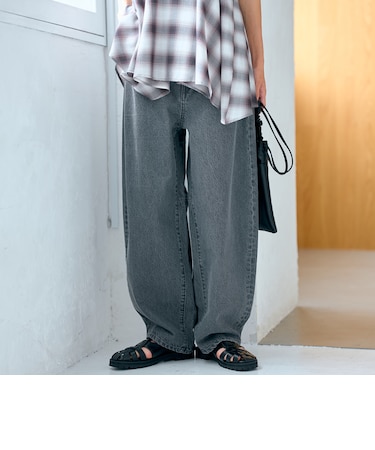 バックベルト付き カーブシルエット ワイドデニムパンツ