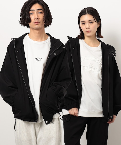 ナイロンストレッチマウンテンパーカ