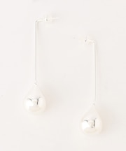 ドロップ ピアス