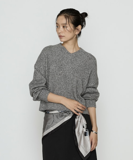 和紙ブークレー Vネックプルオーバー