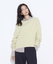 ケーブル編 ニットプルオーバー