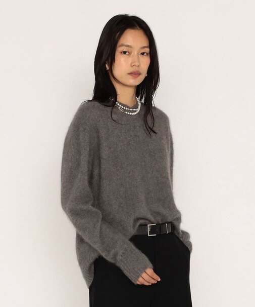 ラクーンシルク Vネックプルオーバー