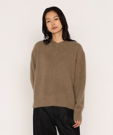 ラクーンシルク Vネックプルオーバー