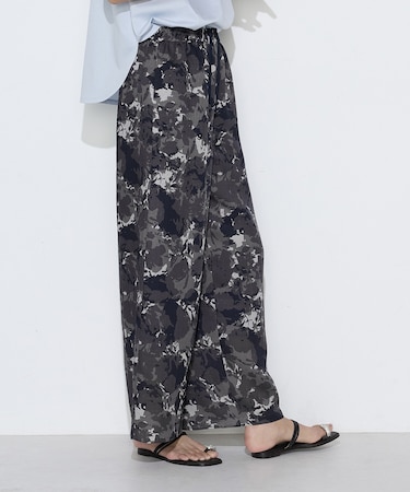 麻調ポリエステル ボタニカルプリントパンツ