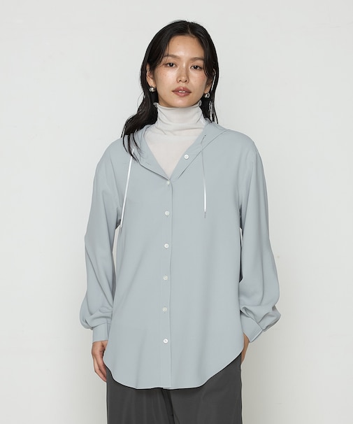 バックサテン梨地 フード付きブラウス