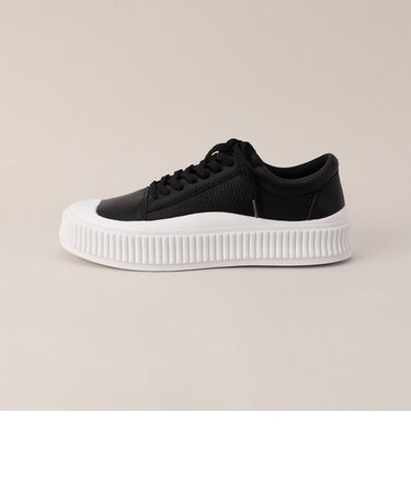 モールドソールスニーカー