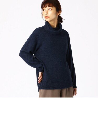 タートルネックニットプルオーバー