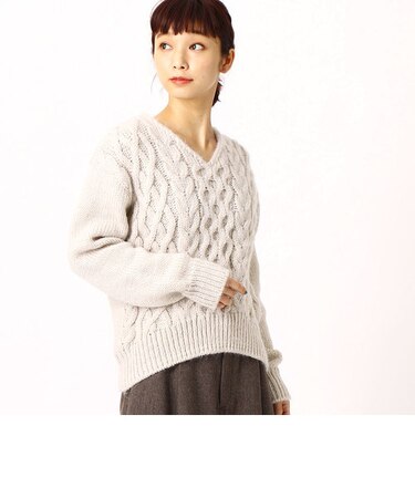 ケーブル編み ニット プルオーバー