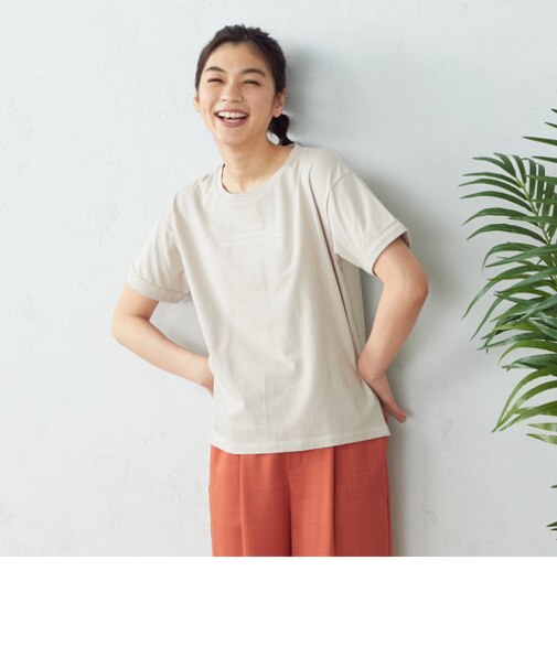 ロゴ　プリントＴシャツ