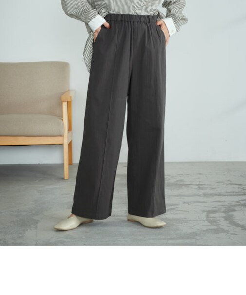 ピンタックパンツ