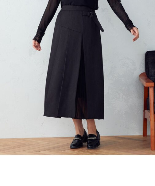 プリーツスカート