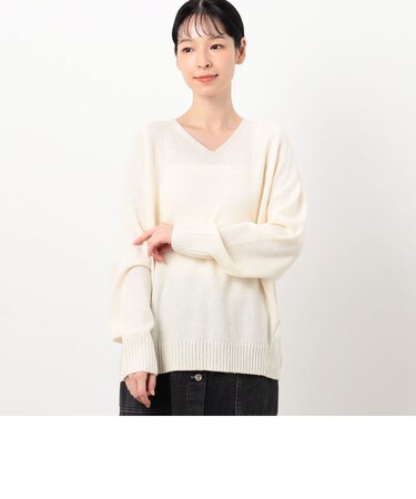 Ｖネックニット