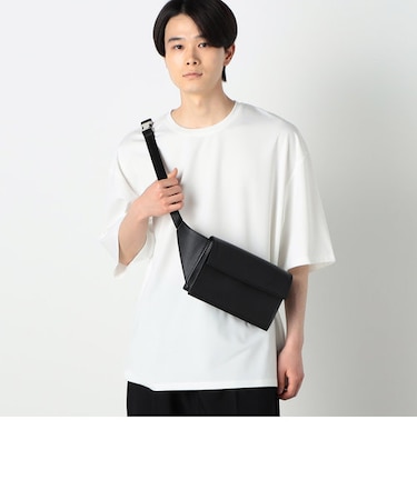 サフィアーノ型押し ボディバッグ