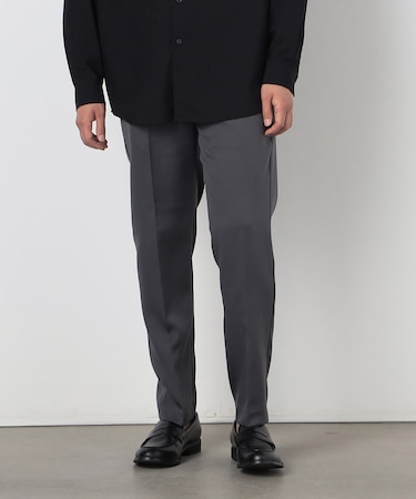 ファンクショナル テーパードスラックス