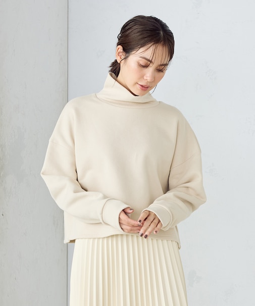 裏起毛　ショート丈　ハイネックトレーナー