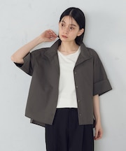 ハイネック　シャツ