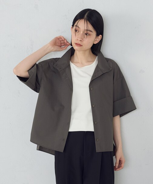 ハイネック　シャツ