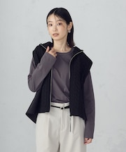 ケーブルニットジレ
