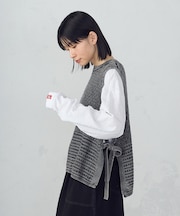 製品染めウォッシュ　透かし柄ニットベスト