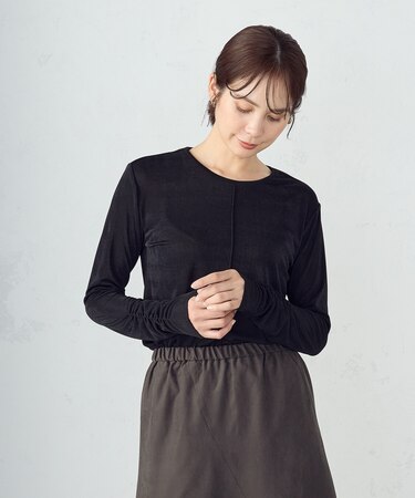 シャイニー クルーネックトップス