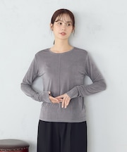 シャイニー クルーネックトップス