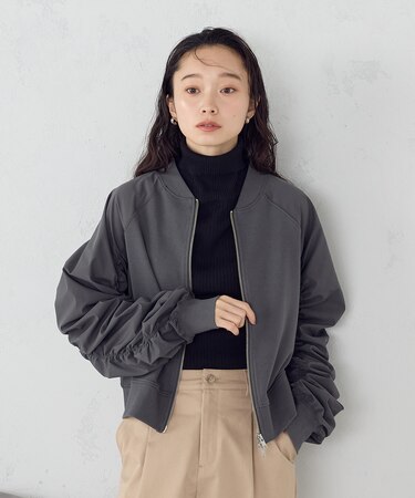 袖ギャザーブルゾン