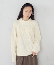 ケーブル　ボタンニット