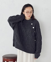 ケーブル　ボタンニット