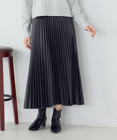 合成皮革プリーツスカート