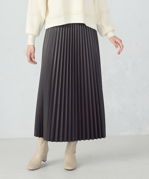 合成皮革プリーツスカート