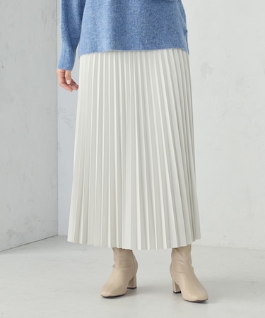 合成皮革プリーツスカート