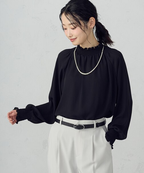 【宮城舞さん着用】ポリエステルジョーゼット シャーリングブラウス