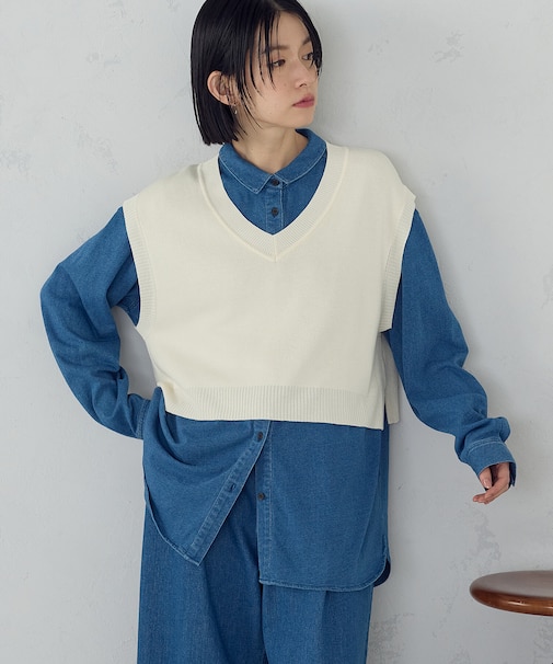 Vネックニットベスト