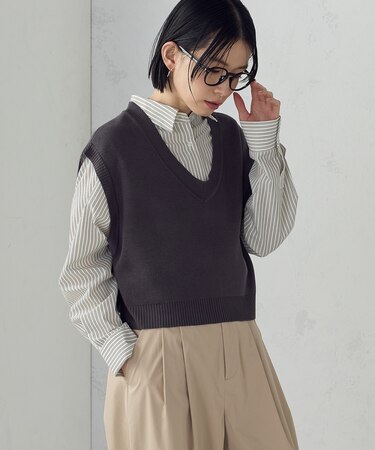 Vネックニットベスト