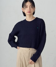 ワンポイント刺繍ケーブルニット