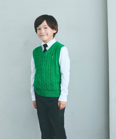 ケーブル編み ニットベスト