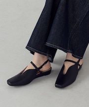 バックスリング パンプス