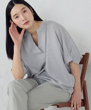 ポリエステルデシン スキッパーTブラウス