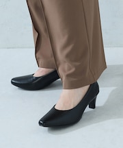 スクエアトゥパンプス