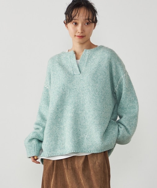 【セットアイテム】キーネックニット＋Ｔシャツ