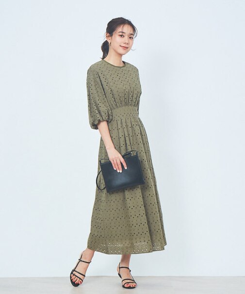 【WEB・一部店舗限定】パンチングレースバックスリットワンピース