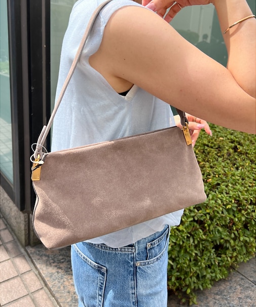 【MAESTOSO/マエストソ】スクエアスウェードバッグ　ポーチ付き