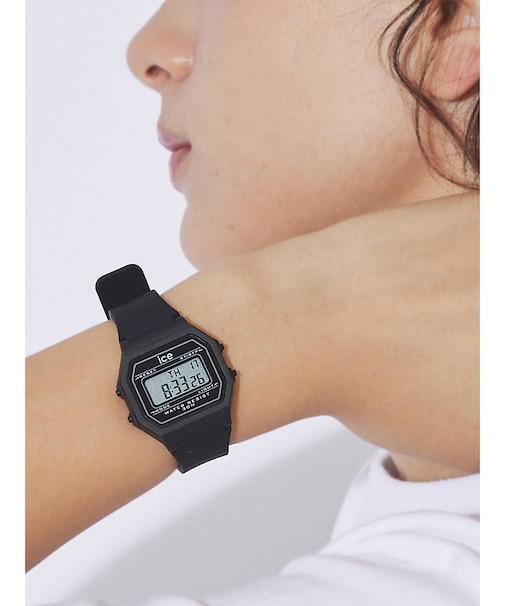 【ICE-WATCH / アイスウォッチ】ICE DIGIT RETRO / 腕