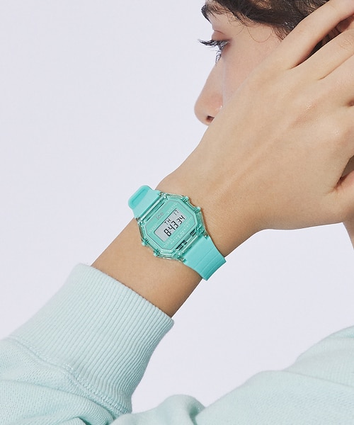 ICE-WATCH / アイスウォッチ】ICE DIGIT RETRO / 腕｜ルージュ・ヴィフ