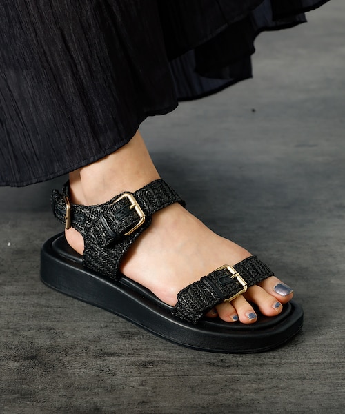 【未使用】NICOLAS LAINAS レオパード トングサンダル38 NICOLAS LAINAS/ニコラスライナス】レオパードトングサンダル